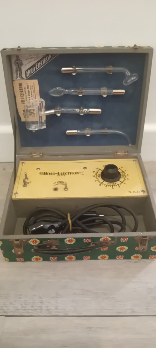 WhatsApp Image 2026-01-20 at 15.07.03 (17) VioletWand Holo-Electron